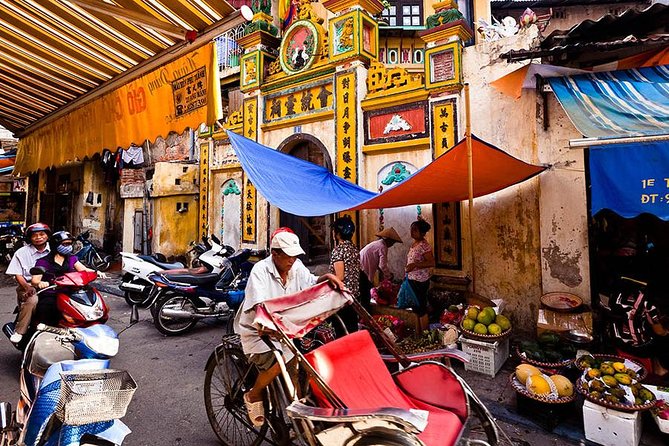 Explore the best of Hanoi City in a day - Walking pace and group size: what to expect with 30 people max