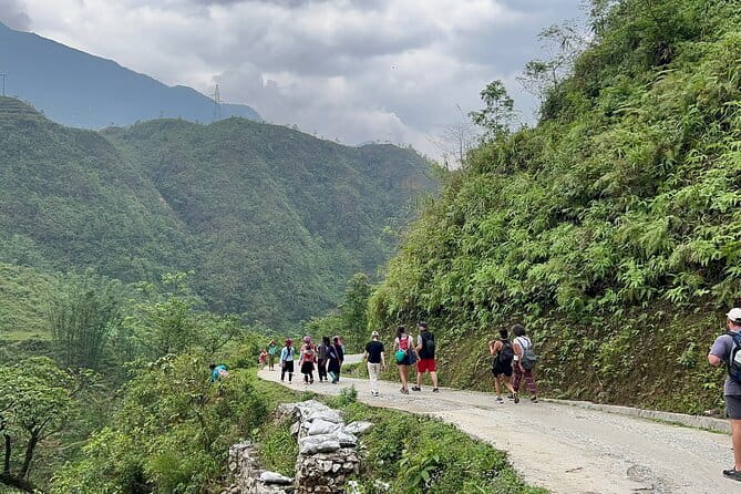 Fansipan Mountain, Cat Cat Village, Rice Terrace 2 Day Sapa Tour - Ta Van Village batik workshop: learn the basics with your hands
