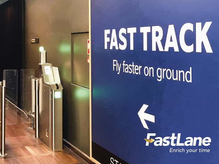 FAST TRACK SERVICES NOI BAI AIRPORT (HANOI) | NO WAITING - What happens after you land (step-by-step)