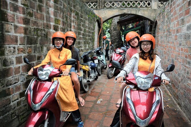 Flavors of Hanoi A Jeep Tour for Food Lovers - Jeep Comfort, Group Size, and Timing: Small Stuff That Can Matter