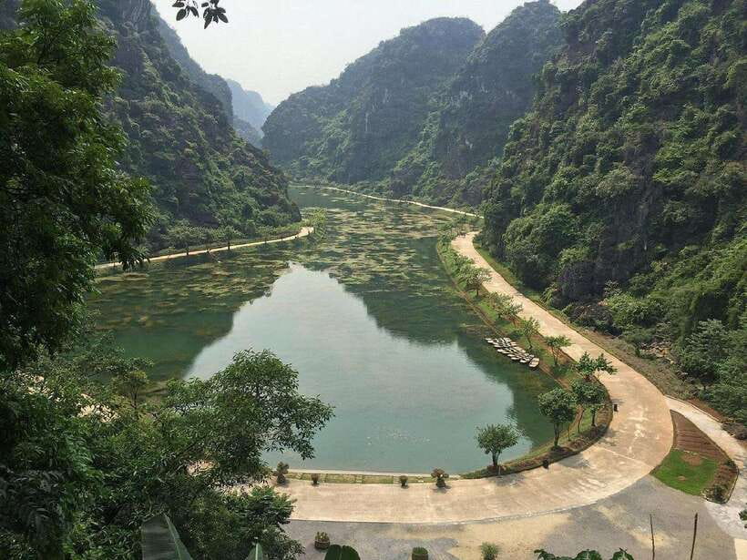 Friendly Travel: Ninh Binh/ Hoa Lu & Tam Coc/ Full Service - Price and value: why $32 makes sense for a big highlight day
