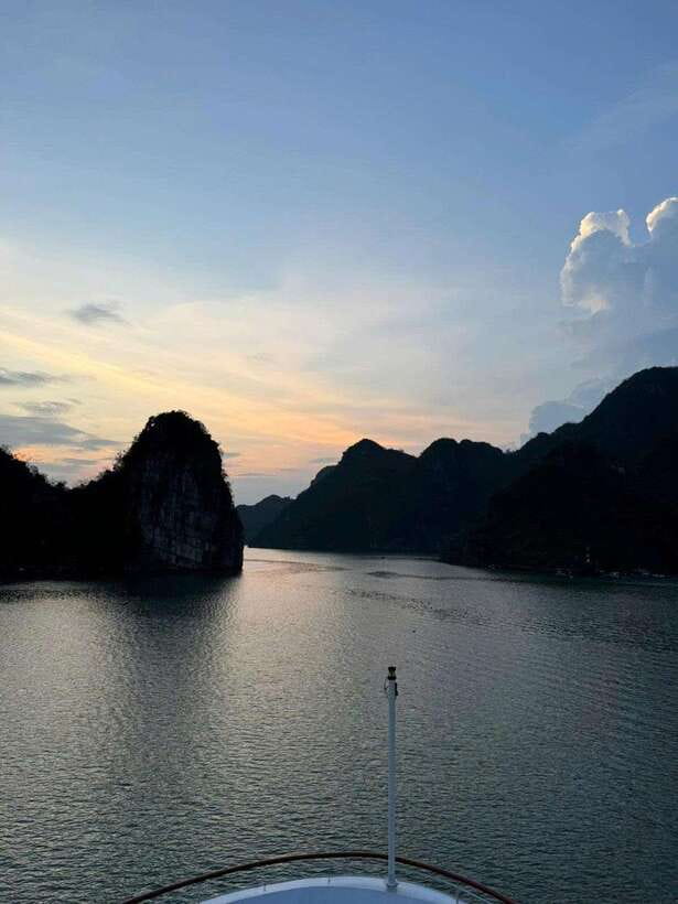 From Ha Noi: Ha Long Bay - 5star cruise 2days trip - From Hanoi to Tuan Chau: setting up your cruise day