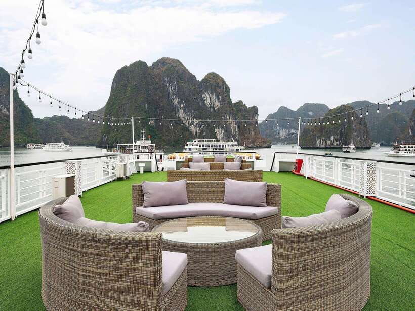 From Ha Noi: Ha Long Bay - 5star cruise 2days trip - Day 2: Tai chi on deck and Luon Cave by kayak or bamboo boat
