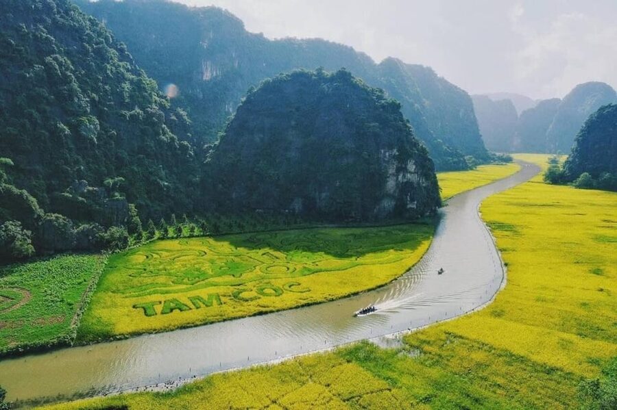 From Ha Noi: Hoa Lu – Tam Coc/ Trang An - Hoa Lu: walking through Vietnam’s first capital