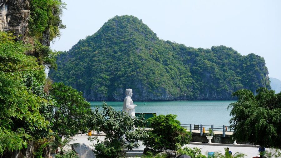 From Hanoi: 1 -Day Halong Bay Cruise With Big & Small Groups - Sung Sot Cave: The Big Cave Walk That Gives You a Cool-Down Break