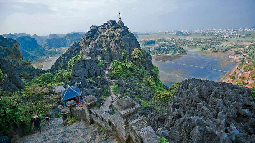 From Hanoi: 1-Day Ninh Binh Highlights Tour with Lunch - Hoa Lu vs Bai Dinh: choosing the temple option that fits your mood
