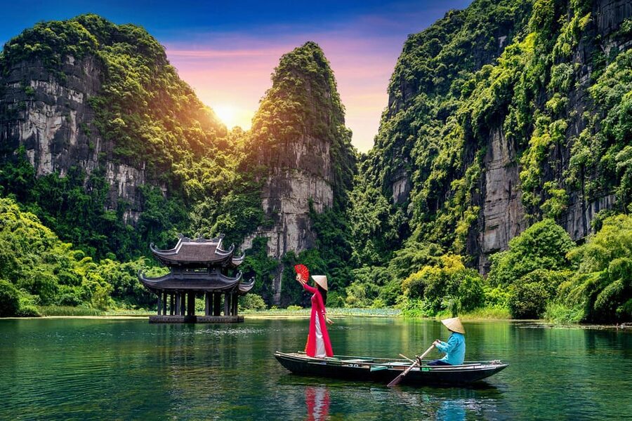 From Hanoi: 1-Day Private Car to Incense Village & Ninh Binh - Best for whom, and what to watch out for