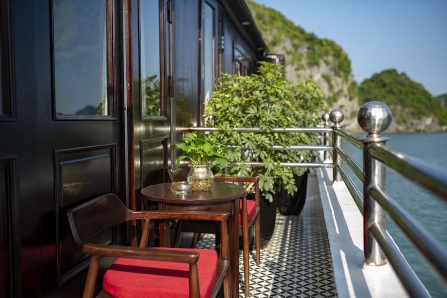 From Hanoi: 2-Day 1 Night Ha Long Bay 5-Star Cruise - Should you book this 2-Day Ha Long Bay cruise from Hanoi?