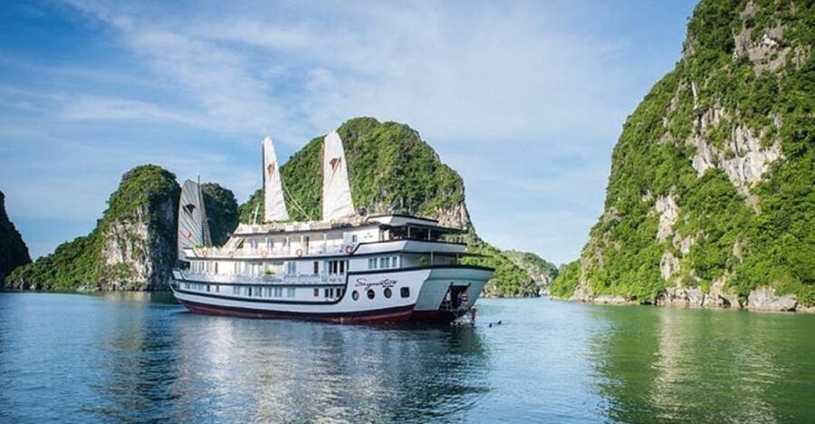 From Hanoi: 2-Day Bai Tu Long Bay Luxury Cruise with Jacuzzi - Bai Tu Long Bay: the quieter, more scenic side of Ha Long