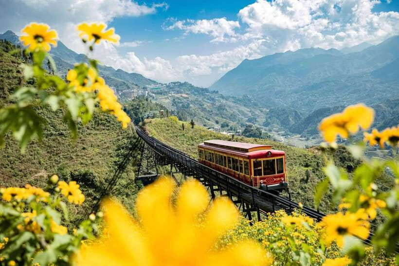 From Hanoi: 2-Day Luxury Sapa Trekking Tour with Homestay - Key points at a glance