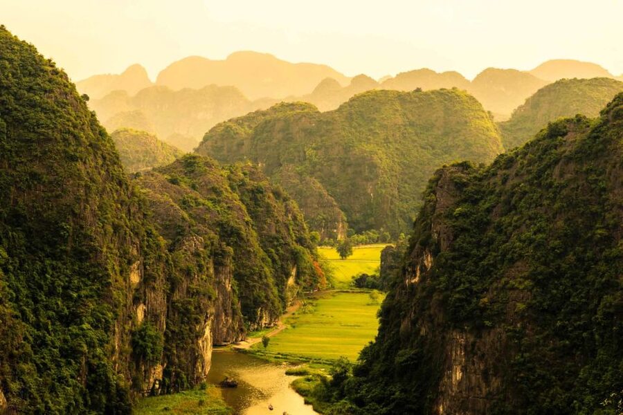 From Hanoi: 2-Day Ninh Binh Tour with Accommodation & Meals - Tam Coc by Bike and a Three-Generation Homestay Visit