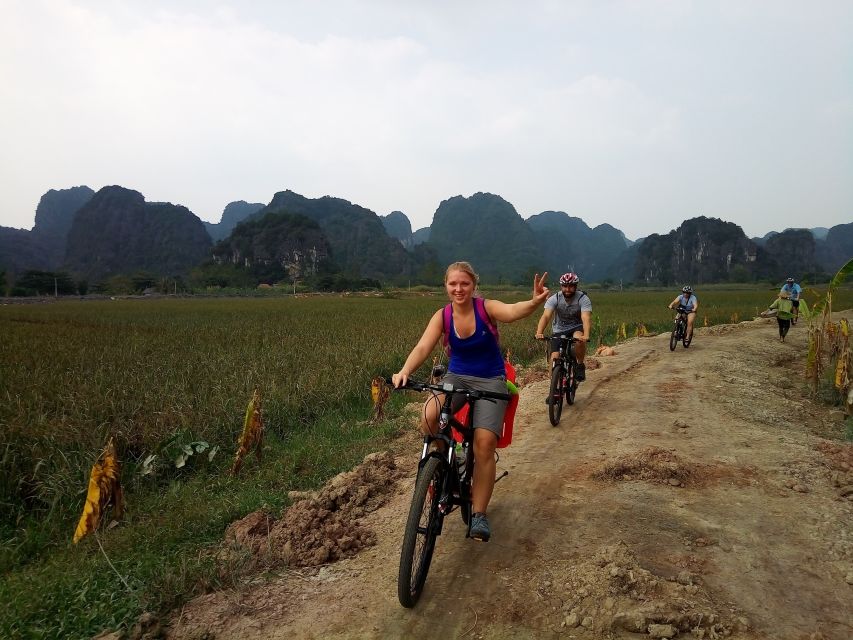 From Hanoi: 2-Day Ninh Binh Tour with Accommodation & Meals - Hoa Lu Ancient Capital: King Dinh & Le’s Temples