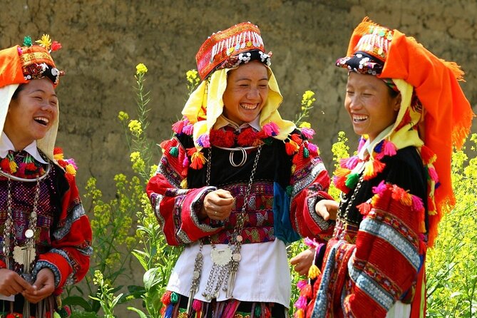 From Hanoi: 2-Day Overnight Sapa Tour by Luxury Van Limousine - Day 2 trekking: Tả Van area again or a swing to Giàng Tà Chải
