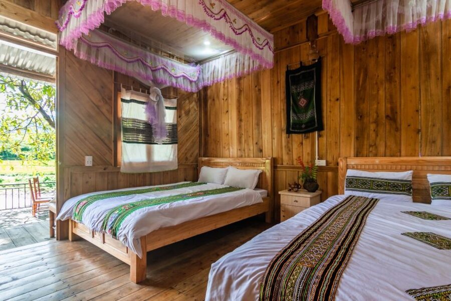 From Hanoi: 2-Day Sapa Cultural Exchange Tour with Homestay - Weather in Sapa: pack for fog, cold, and sudden trail conditions