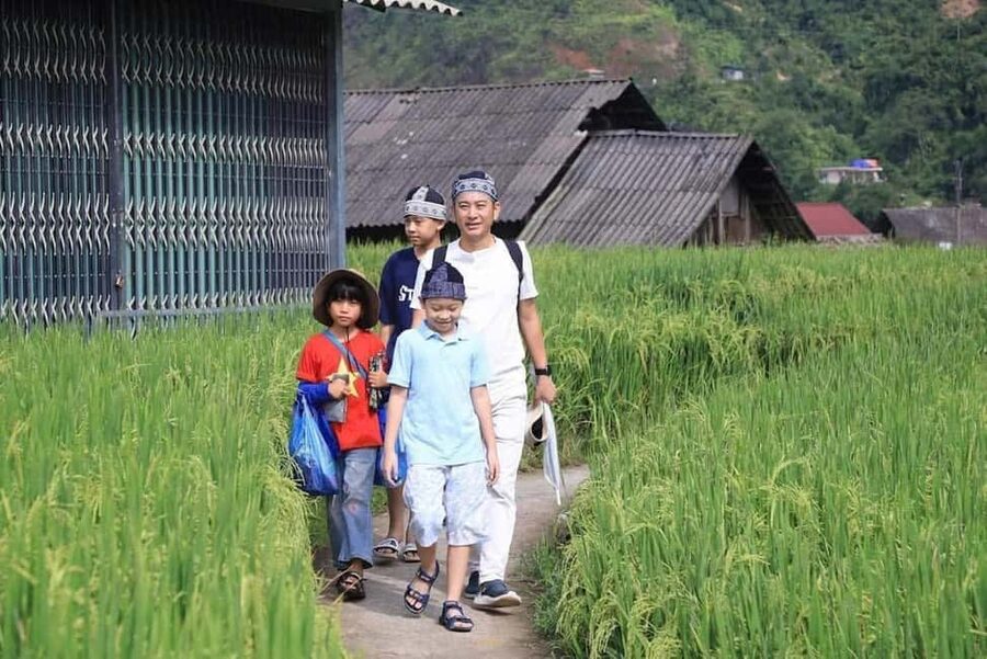From Hanoi: 2-Days Sapa Trekking Tour Lao Chai and Cat Cat - Day 2 trekking to Lao Chai and Ta Van: rice terraces and Muong Hoa Streams