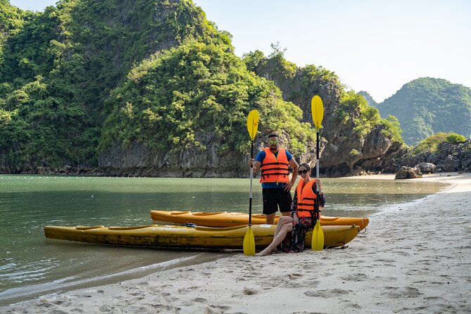 From Hanoi: 2D1N Ha Long Bay Deluxe Cruise with Bus Limousine - Meals and cabin comfort: what’s included (and what to budget)