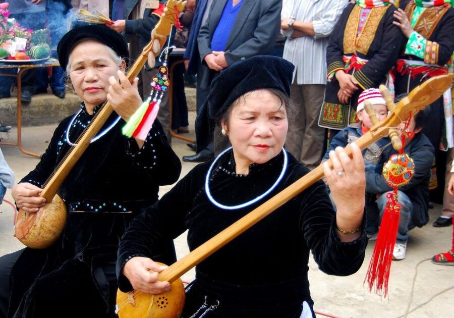 From Hanoi: 3-Day Ba Be Lake & Ban Gioc Falls Private Tour - Incense-Making Village Homestay Night (Quang Uyen Area)