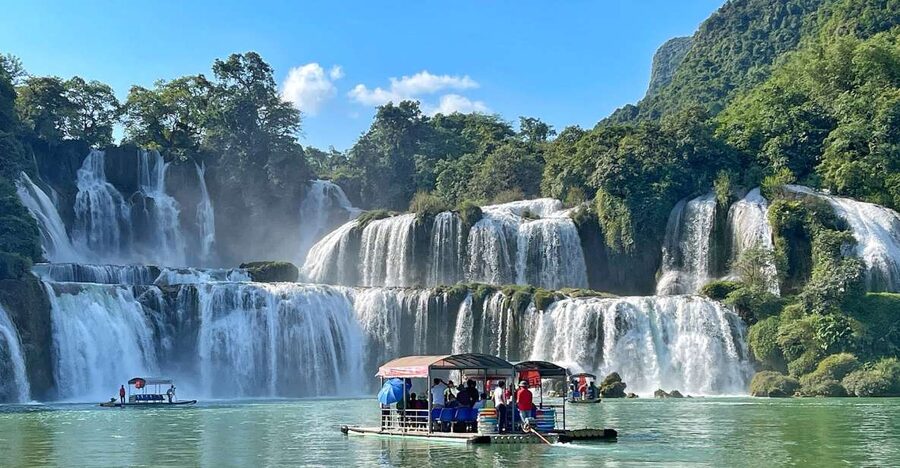 From Hanoi: 3-Day Ba Be Lake & Ban Gioc Falls Private Tour - Day 1: Hanoi to Cao Bang via Lang Son and Dong Dang