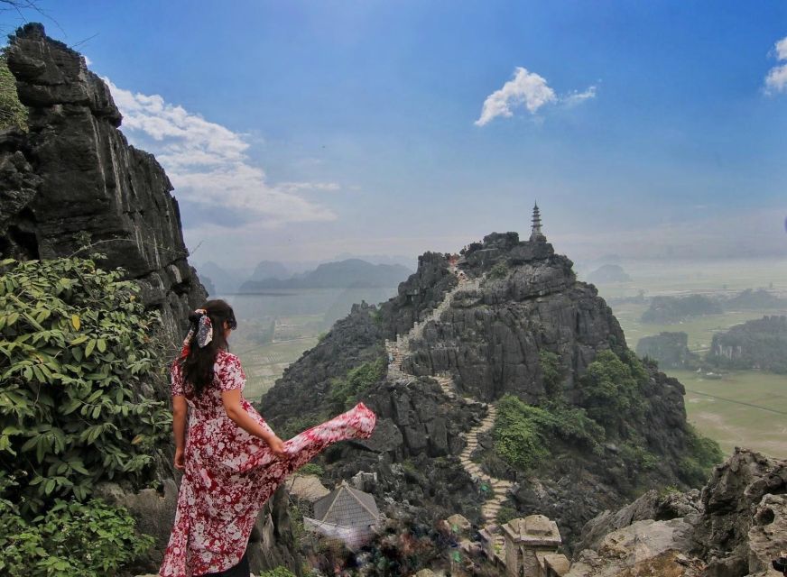 From Hanoi: 3-Day Luxury Tour Ninh Binh & Ha Long Bay Cruise - Food and onboard fun: buffet reality, plus squid fishing and karaoke