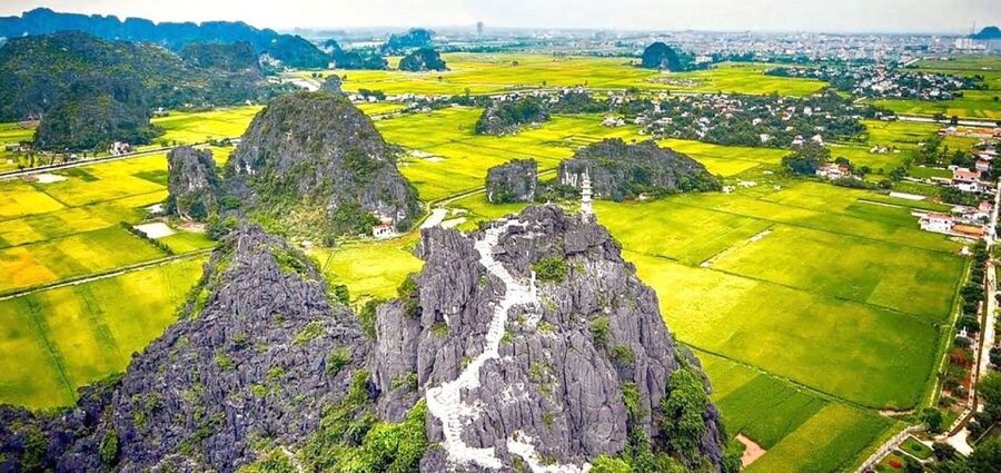From Hanoi: 3-Day Trip to Ninh Binh with Ha Long Bay Cruise - Mua Cave and the 500 steps: worth it, but plan your feet