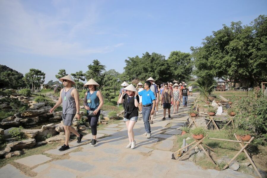 From Hanoi: Bai Dinh, Trang An, and Mua Cave Full-Day Tour - Why This One-Day Route Works From Hanoi