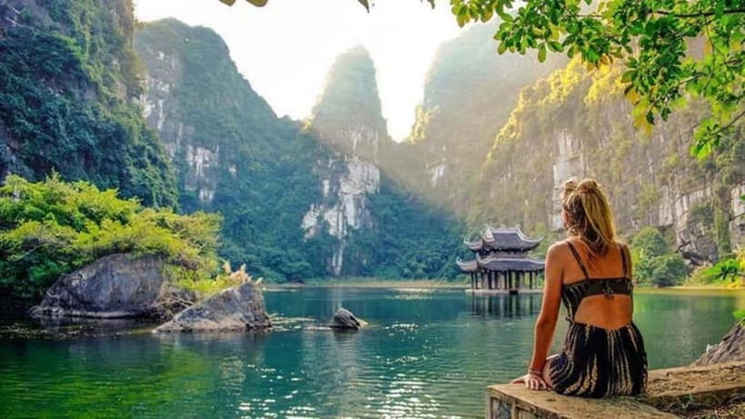 From Hanoi: Bai Dinh,Trang An and Mua Cave Trip - Hoa Lư and Bích Động Pagoda: heritage scenery without a whole second day