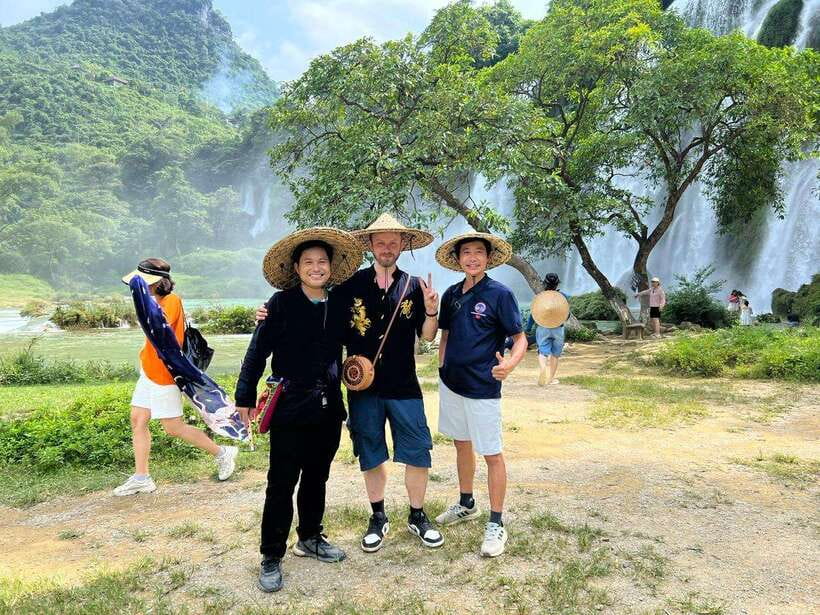 From Hanoi: Ban Gioc Waterfall - Local Villages 2nights/1day - Global Geopark road views and ethnic village paths