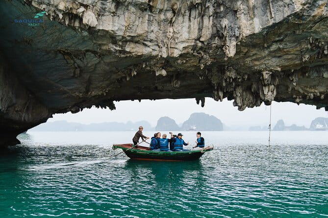 From Hanoi: Best Halong 5-Star Day Cruise, Buffet Lunch,Limousine - Lunch and the sunset party: where the value shows up