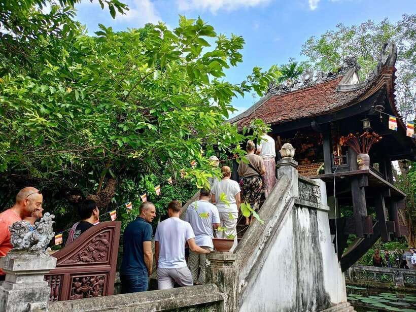 From Hanoi: City Sightseeing Cycling Panoramic Tour By Cyclo - Tran Quoc Pagoda: calm time on a West Lake island