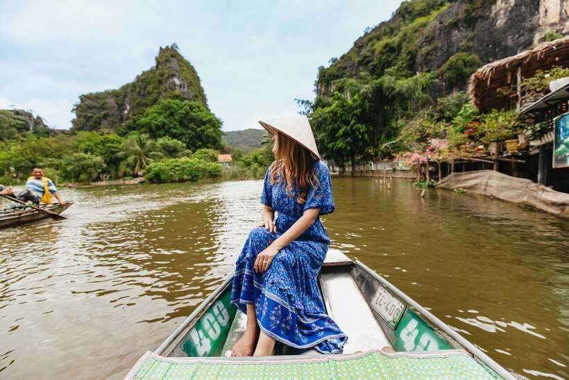 From Hanoi: Full-Day Ninh Binh Highlights Small Group Tour - Cycling country roads to Bich Dong Pagoda: easy to enjoy, still real exercise