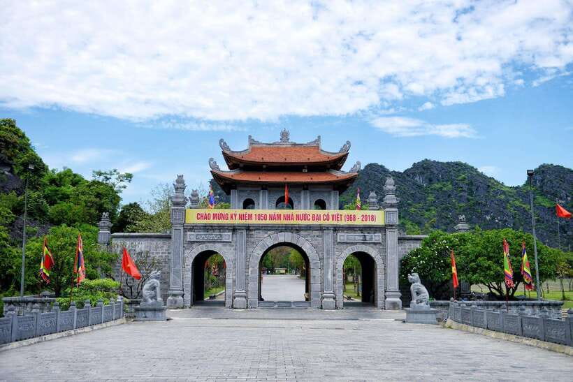 From Hanoi: Full-Day Ninh Binh Highlights Small Group Tour - Price and value: why $89 can feel fair
