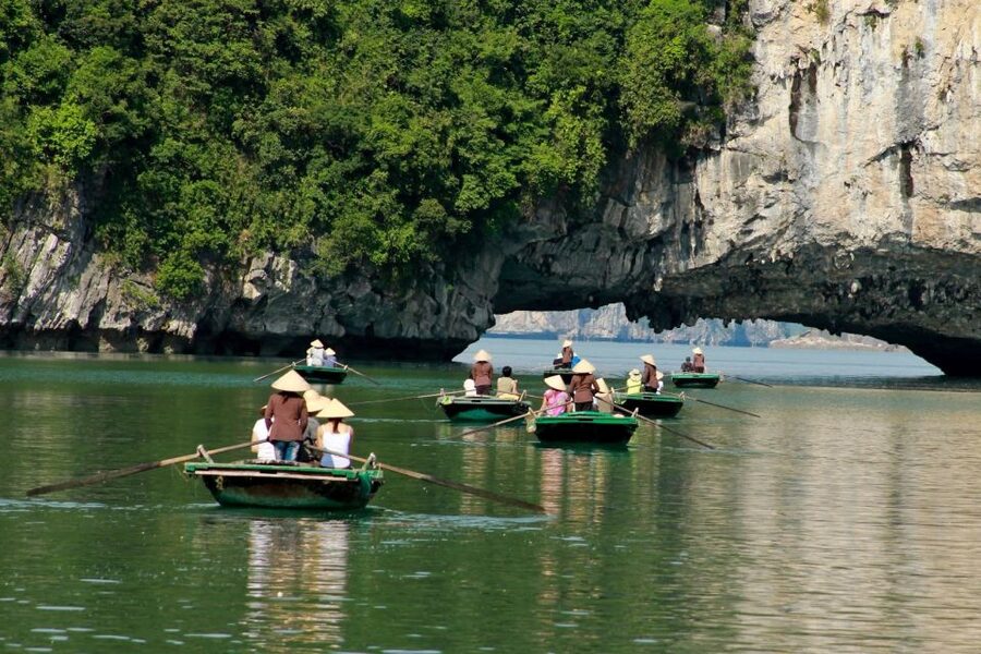 From Hanoi: Ha Long - Bai Tu Long Bay 2-Day 1-Night Cruise - Who should book this, and who might want a different plan