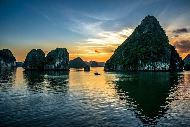 From Hanoi: Ha Long Bay Day tour 4-Star with Kayaking - Getting back to Hanoi: leaving the bay with energy intact
