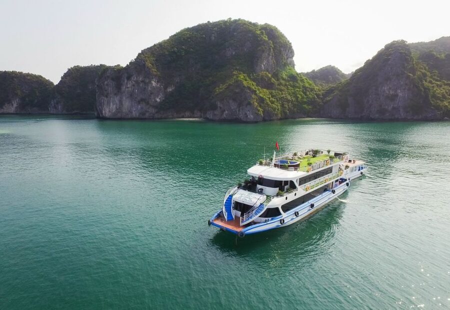From Hanoi: Ha Long Bay Luxury Cruise Day Tour with Jacuzzi - Hoa Cuong and the Sunset Party: When the Day Slows Down