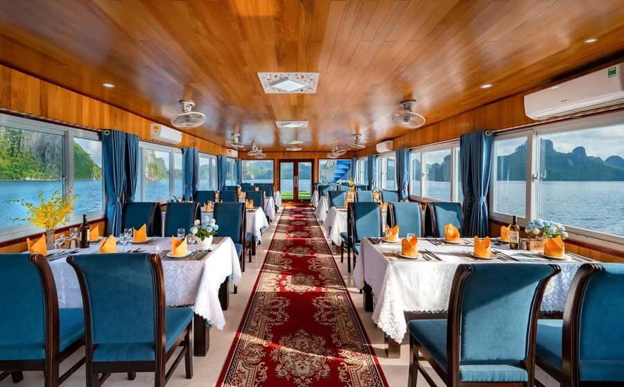 From Hanoi: Ha Long Bay Luxury Day Cruise with Food & Kayak - Timing, crowds, and transportation: the stuff you can plan for
