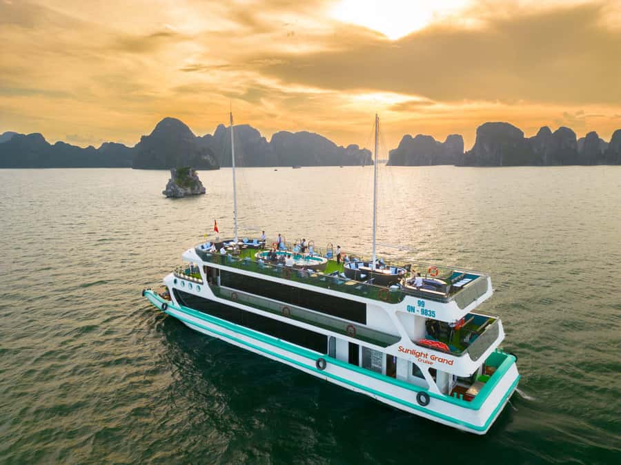 From Hanoi: Ha Long Bay Luxury Day Cruise with Food & Kayak - Lunch onboard and the “luxury day cruise” reality check