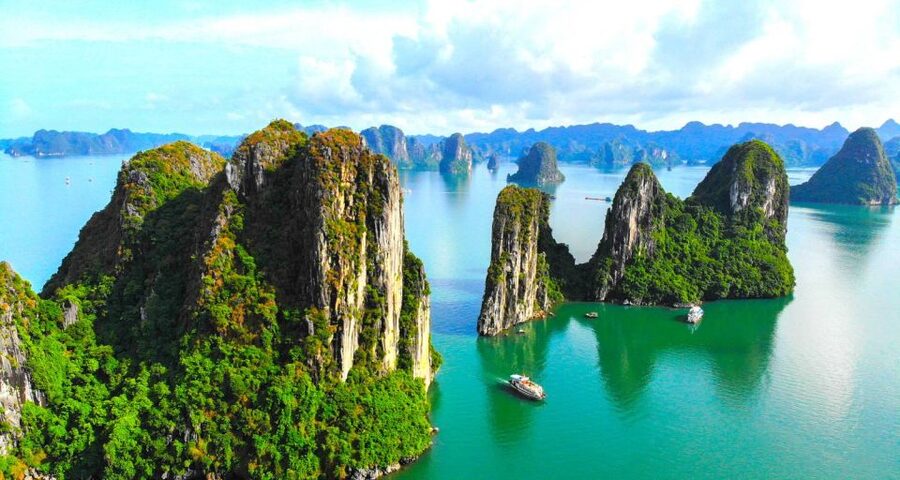 From Hanoi: Halong Bay Day Trip with Lunch and Transfers - A One-Day Rush Through Halong Bay’s Top Stops