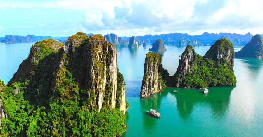 From Hanoi: Halong Bay Day Trip with Lunch and Transfers - Pickup in Hanoi Old Quarter: When Your Day Really Starts