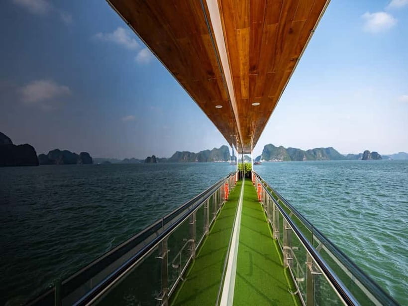 From Hanoi: Halong bay Luxury tour on 5 star cruise - Sunset party on the return cruise: the easy win