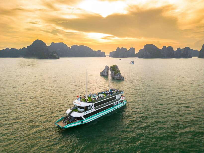 From Hanoi: Halong Bay on 5 star cruise full day tour. - Entering the Ha Long Bay highlights: the key stops in order