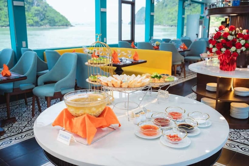 From Hanoi: Halong Bay Seaplane & 6-Hour Ha Long Bay Tour - The flight route: Dau Be, Cong Do, and Bo Hon from above