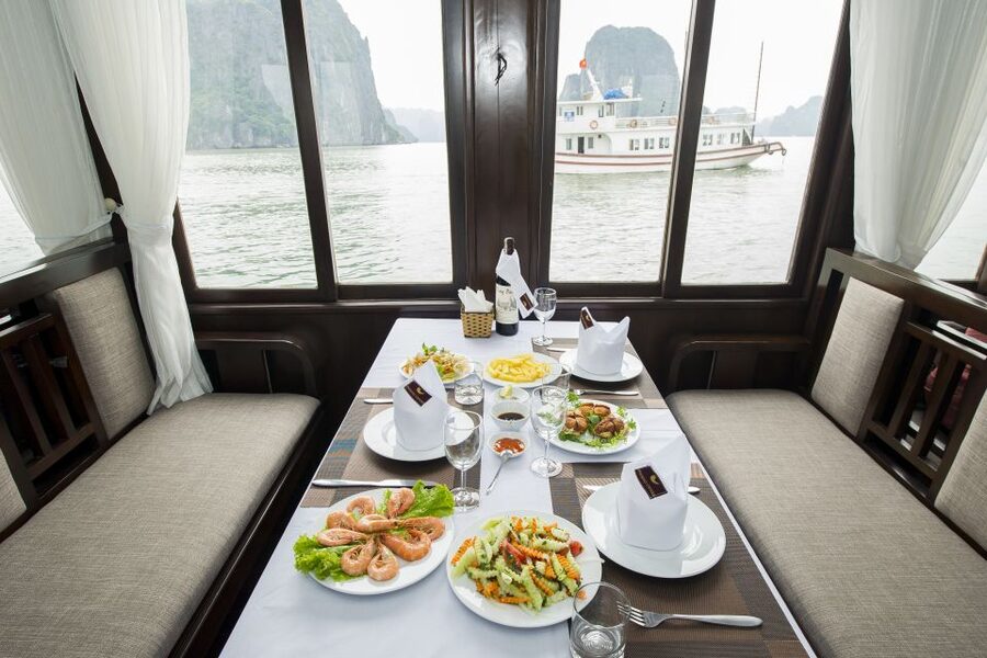 From Hanoi: Halong day trip, Route 2, 6hours, Small group - What to bring so you actually enjoy the water and caves