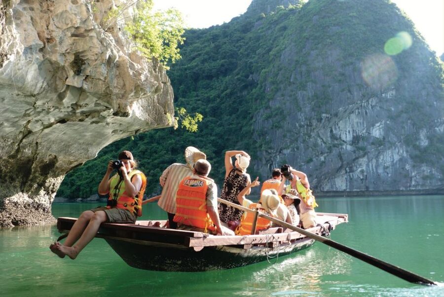 From Hanoi: Halong day trip, Route 2, 6hours, Small group - Sung Sot Cave: the main wow moment, plus a guided walk