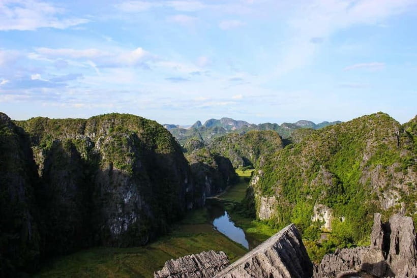 From Hanoi: Hoa Lu, Bai Dinh, Trang An, Tam Coc and Mua Cave - Why Ninh Binh works as a day trip from Hanoi