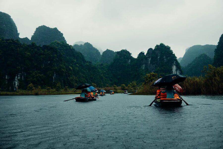 From Hanoi: Hoa Lu, Bai Dinh, Trang An, Tam Coc and Mua Cave - Trang An or Tam Coc bamboo boat: caves, karst, and that river feeling