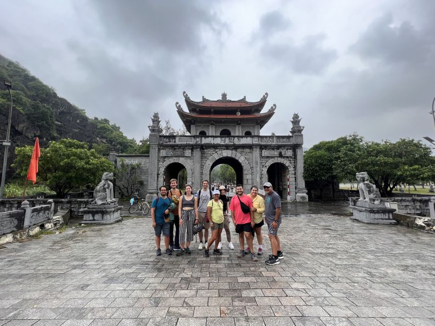 From Hanoi: Hoa Lu, Mua Cave and Tam Coc Full-Day Trip - Mua Caves Viewpoint: The Climb for the Tam Coc Panorama