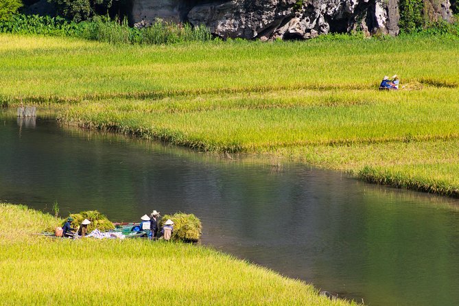 From Hanoi: Hoa Lu - Tam Coc boating - Cycling & Mua Cave visit - Price and value: $38 plus the admission question