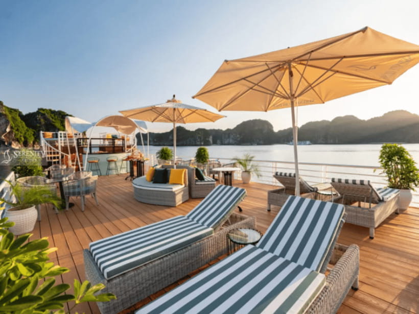 From Hanoi: Lan Ha Bay and Cat Ba Island Cruise with Lunch - Kayaking, swimming, waterslide, and jumps: the peak activity window