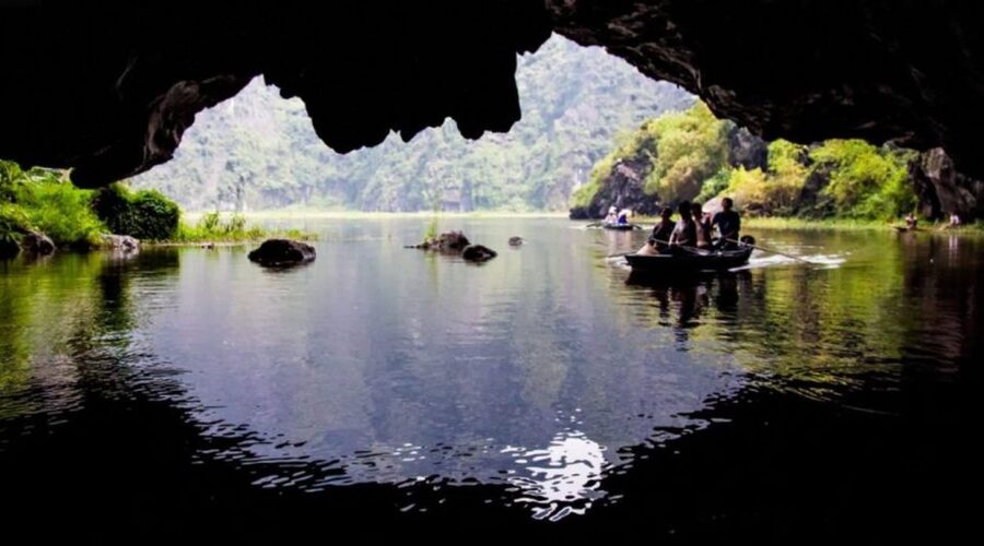 From Hanoi: Mua Cave - Tam Coc Full Day Tour - A day trip that starts with Mua Cave and ends back in Hanoi