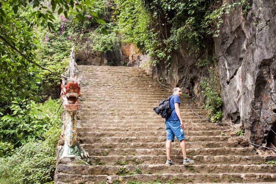 From Hanoi: Ninh Binh & Bai Dinh & Trang An & Mua Caves Tour - Lunch in Ninh Binh: Vietnamese Dishes Without the Midday Panic